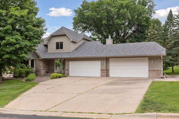 14733 Innsbrook Circle  Burnsville MN 55306 photo