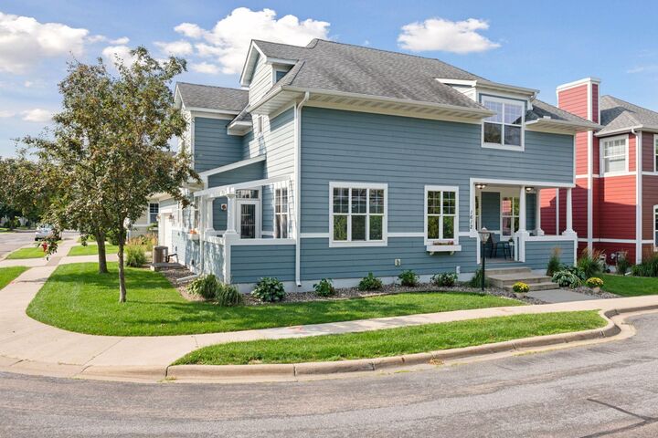 Property Photo:  1612 Summit Hill  MN 55122 