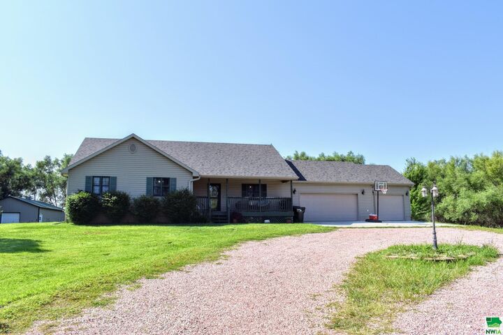 1724 162nd St.  Lawton IA 51030 photo