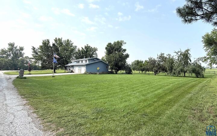 Property Photo:  22954 Park Loop  IA 51040 