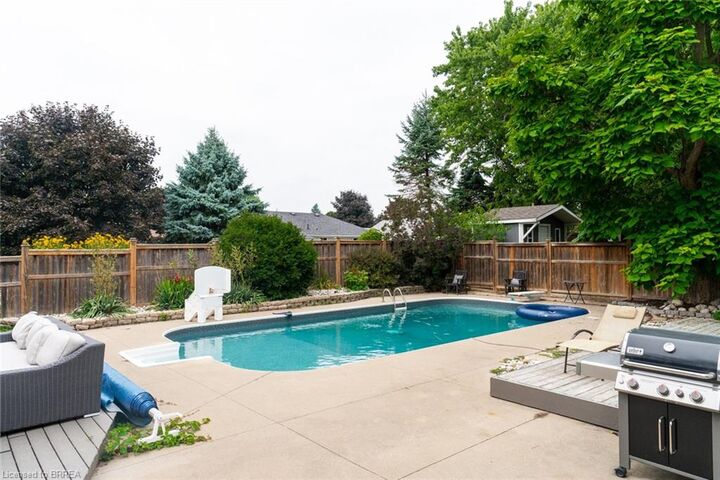 Property Photo: 37 Andrew Street ON N0E 1N0