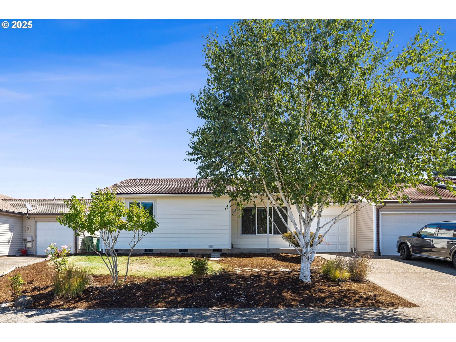 Property Photo:  1804 N Aldersgate Ln  OR 97132 