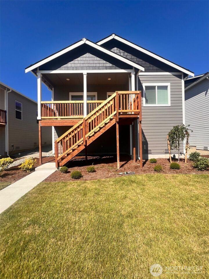 Property Photo:  21 E Compass Lane  WA 98524 