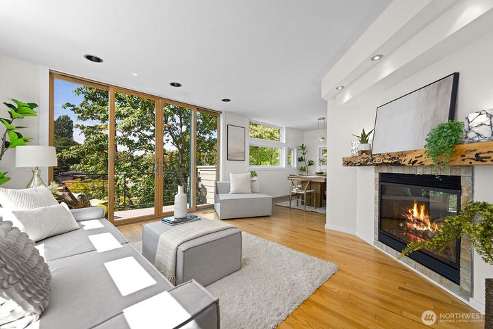 Property Photo: 4701 S Snoqualmie St WA 98118