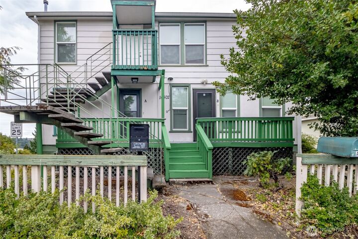 14402  56th Avenue S B  Tukwila WA 98168 photo