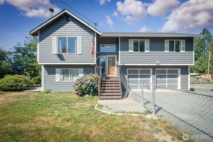 Property Photo: 11520 181st Drive NE WA 98252