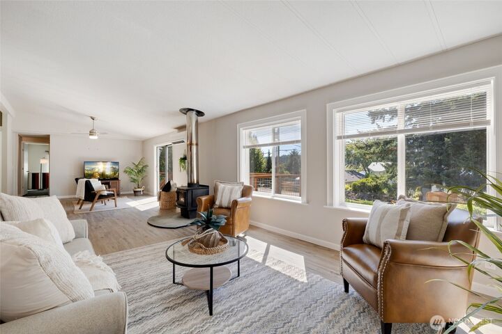 Property Photo:  5255  Apollo Road  WA 98260 