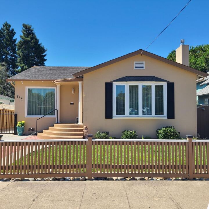 Property Photo:  233 Rigg Street  CA 95060
