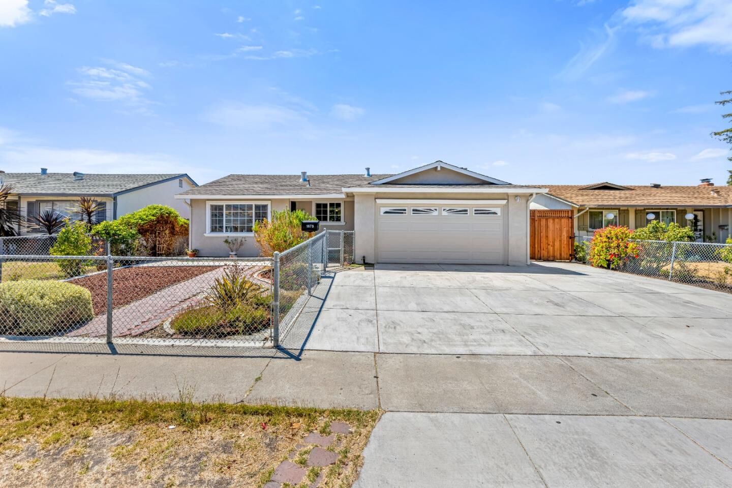 Property Photo:  1679 Farringdon Drive  CA 95127 