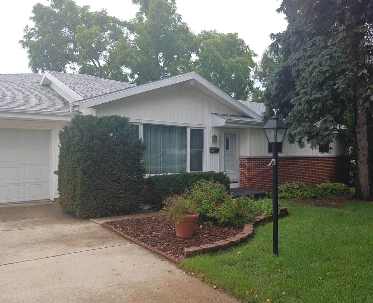 Property Photo: 407 Badger Drive WI 53536