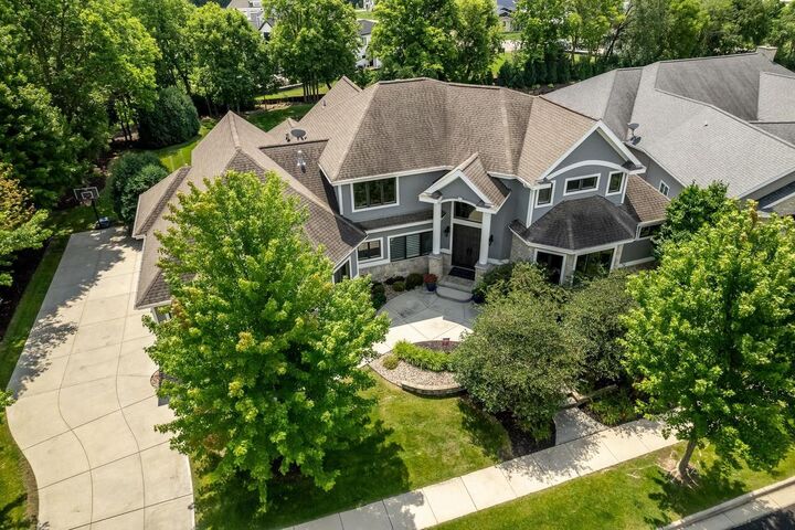 Property Photo:  1714 Bellewood Drive  WI 53597 