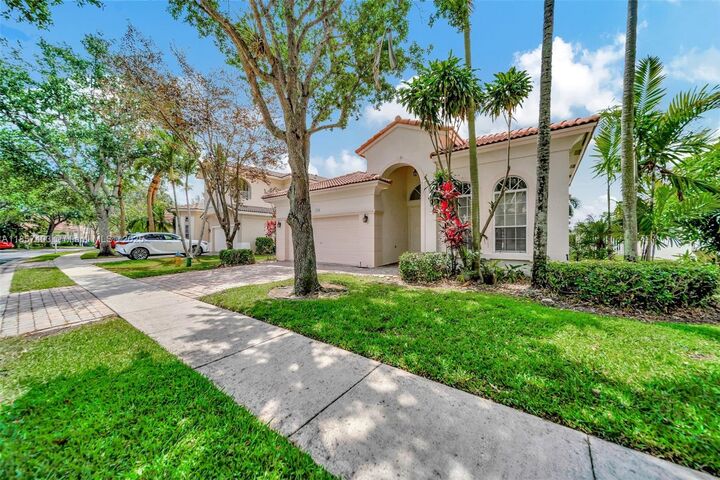 Property Photo: 7314 NW 19th Ct FL 33024