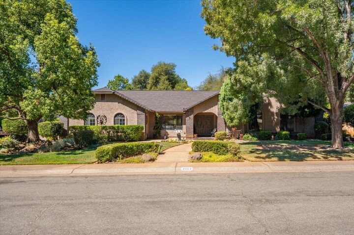 4664 Alta Camino Drive  Redding CA 96002 photo