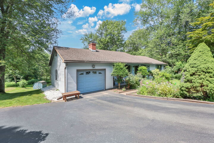 Property Photo:  53 Meadowlark Road  CT 06066 