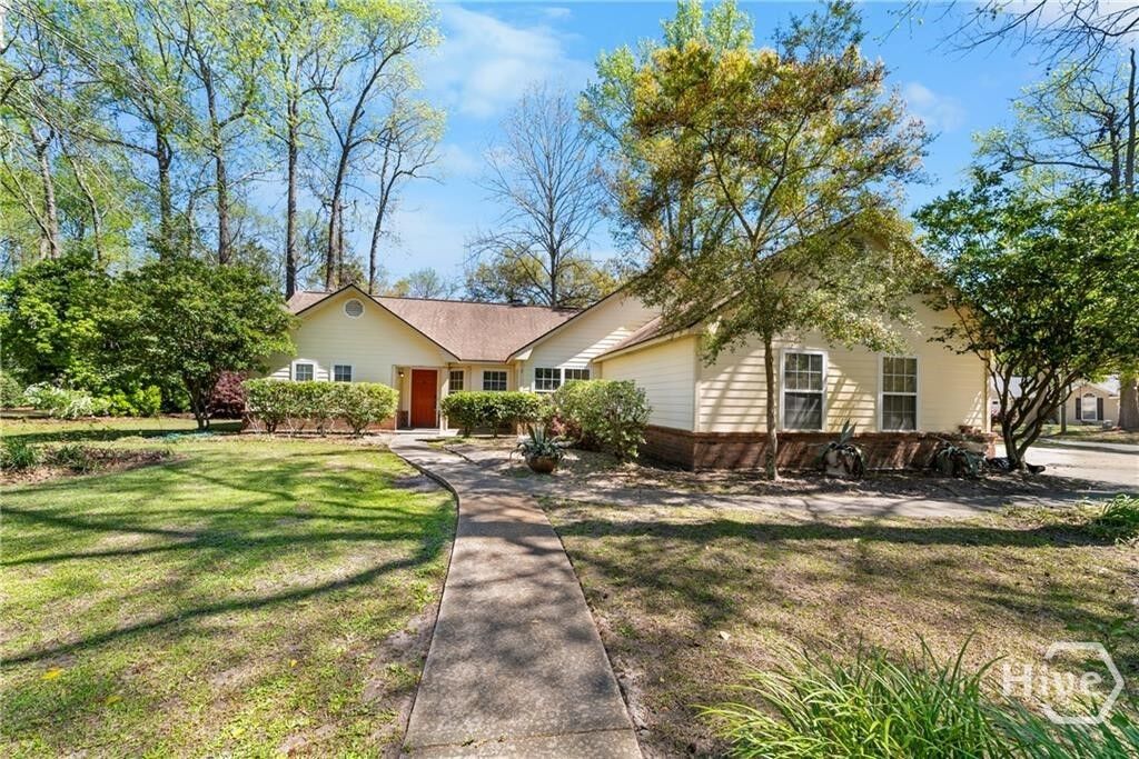 Property Photo: 12 Cove Court GA 31419