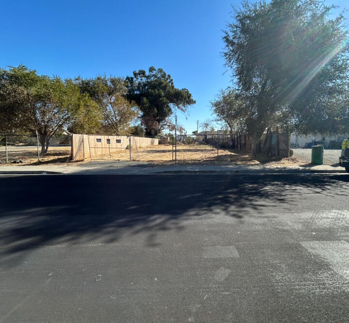 Property Photo:  64 N Bella Monte Avenue 8  CA 94565 