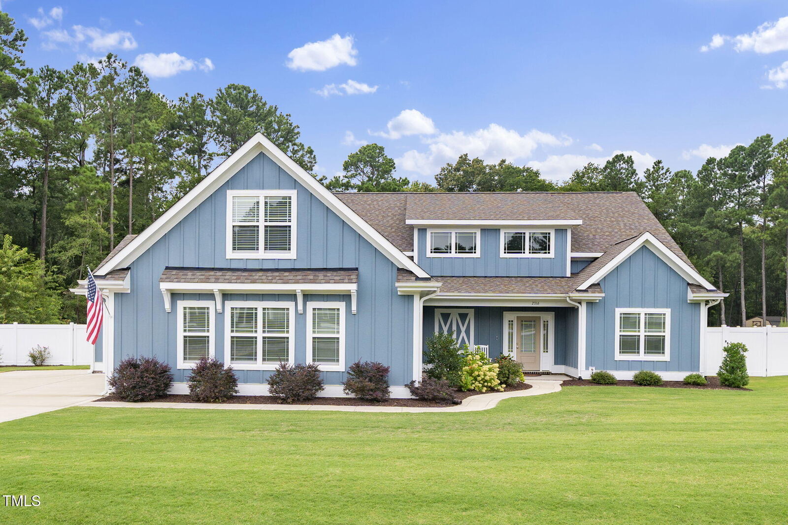 Property Photo: 2316 Kingston Wood Drive NC 27526