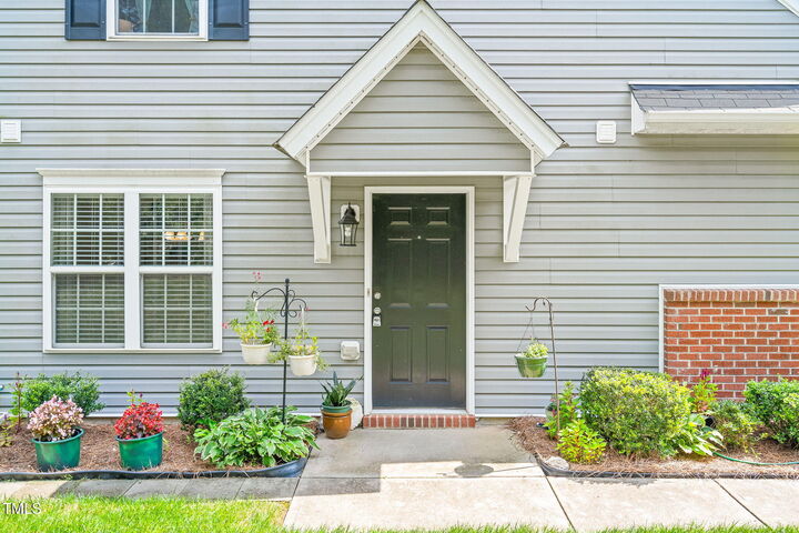 Property Photo:  320 Robyns Glen Circle  NC 27409 