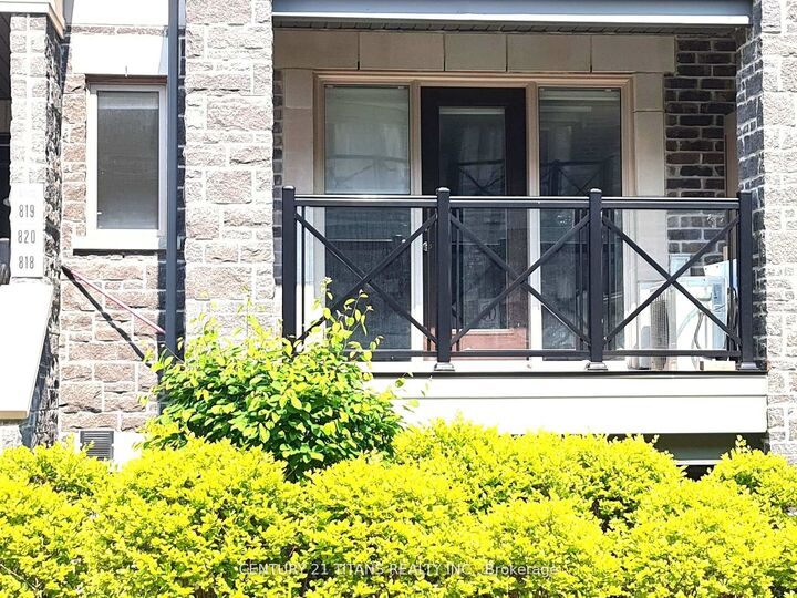 Property Photo: 1 Blanche Lane 818 ON L6B 0A3