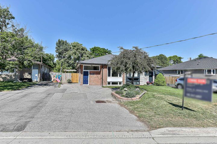 225 Septonne Avenue B  Newmarket ON L3Y 2W5 photo