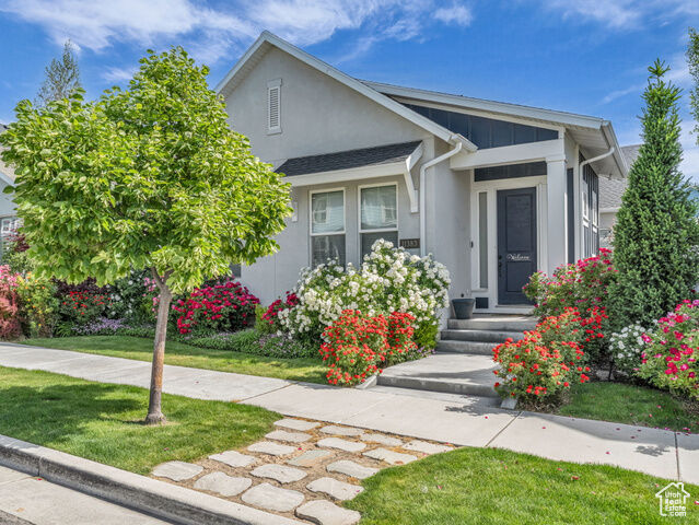 Property Photo: 11383 S New Bern Way UT 84009