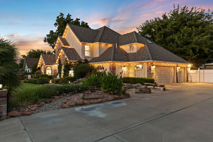 Property Photo: 421 S 180 W UT 84737