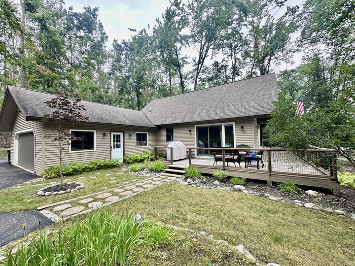 Property Photo: 842 Porcupine Path MI 49735