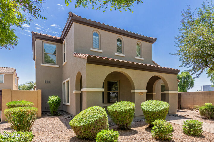 2048 S Seton Avenue  Gilbert AZ 85295 photo
