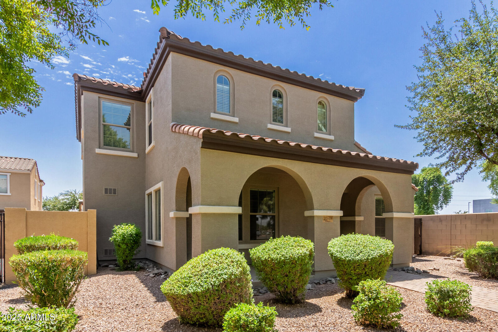 Property Photo: 2048 S Seton Avenue AZ 85295