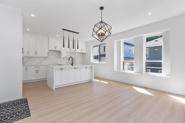 Photo de la propriété:  4217 Old Clayburn Road 35  BC V3G 1L5 