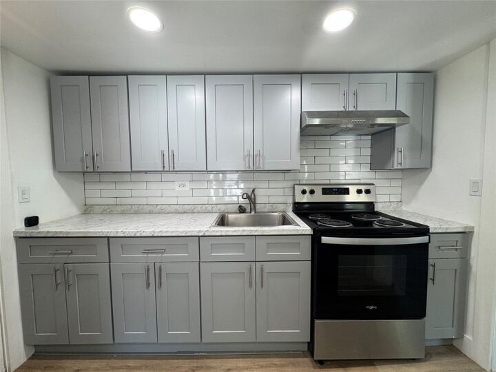 Property Photo:  5 Alfred Street 2  NY 13903 