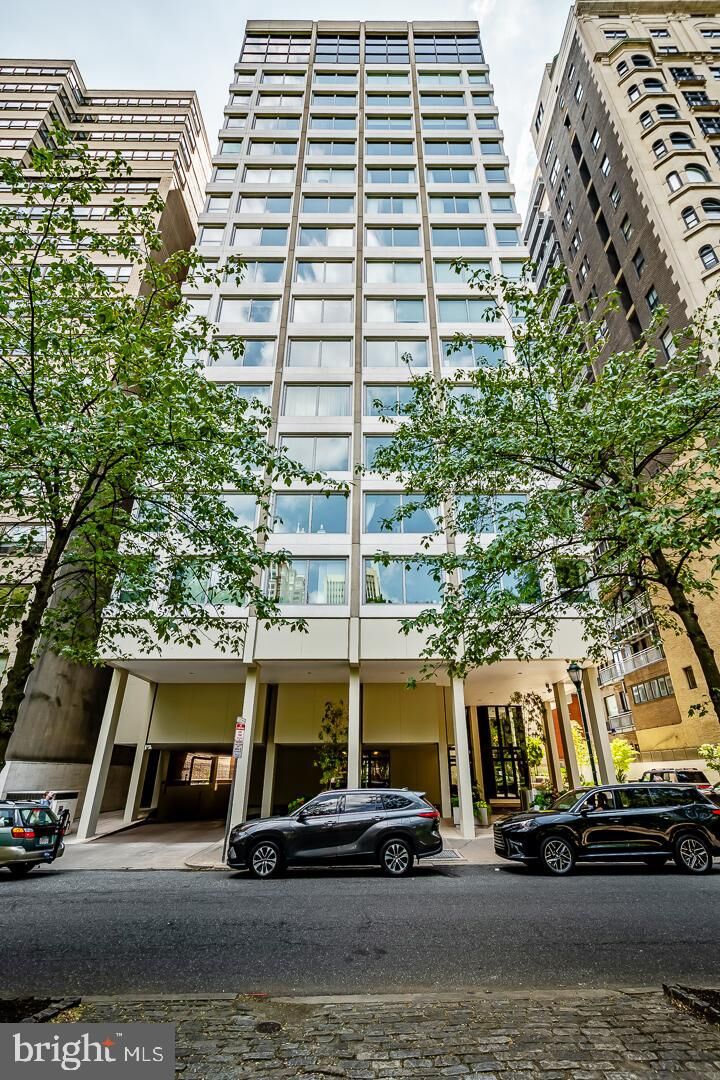 1820 Rittenhouse Square 00 1601  Philadelphia PA 19103 photo