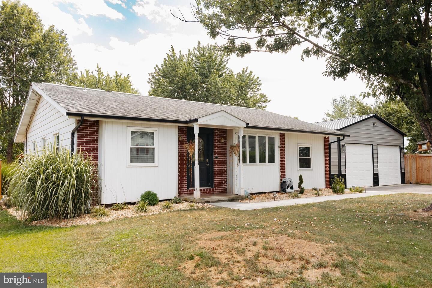 Property Photo: 70 Clearview Lane PA 17307