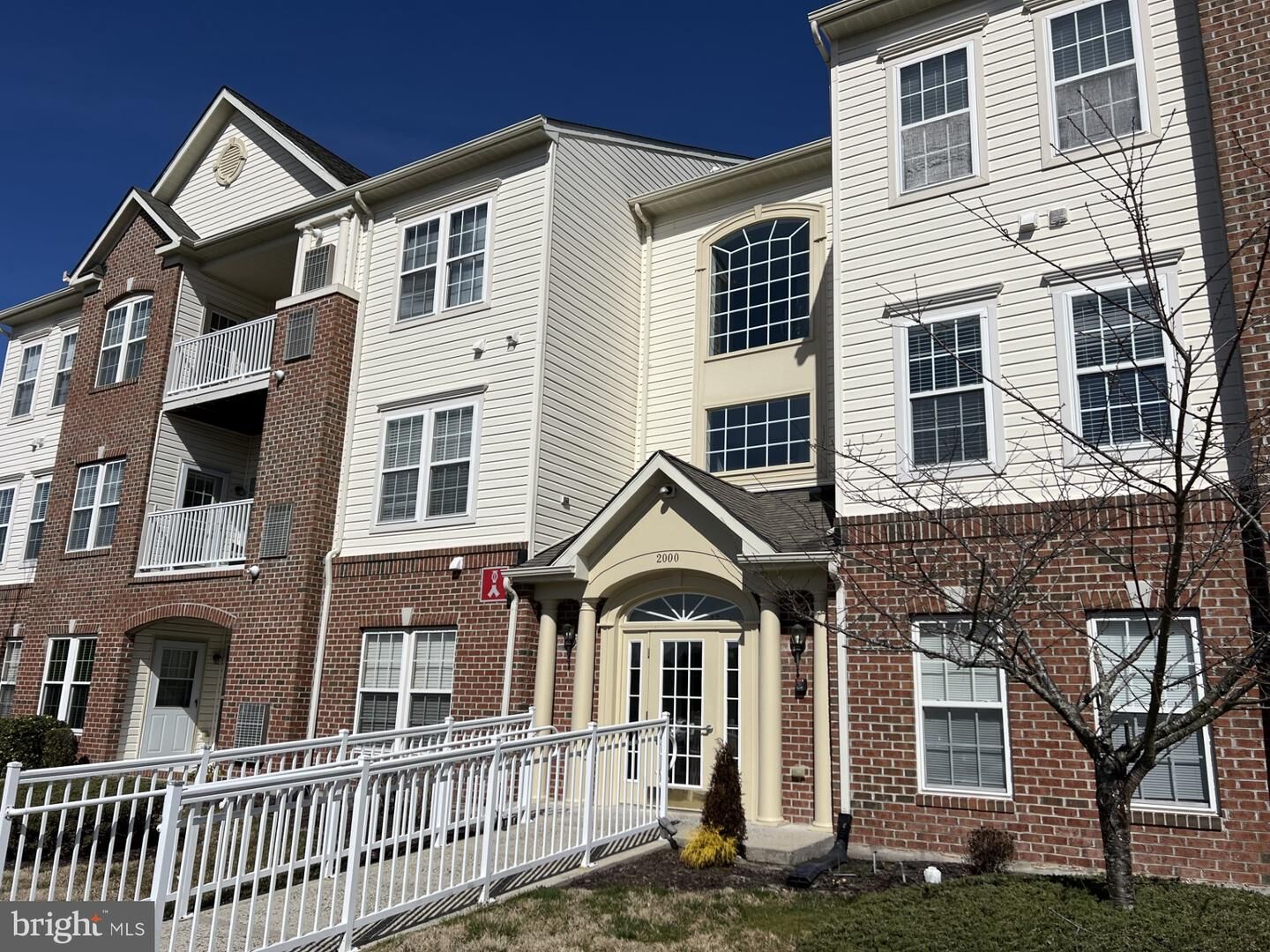 Property Photo:  2000 Whispering Ponds Court 1B  MD 21804 
