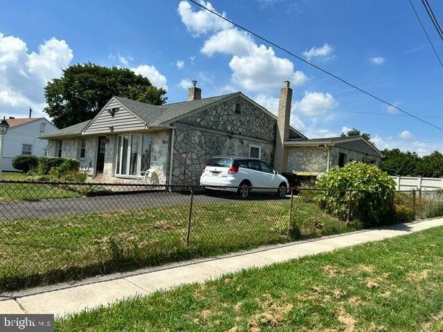 Property Photo:  2666 Madara Road  PA 19020 