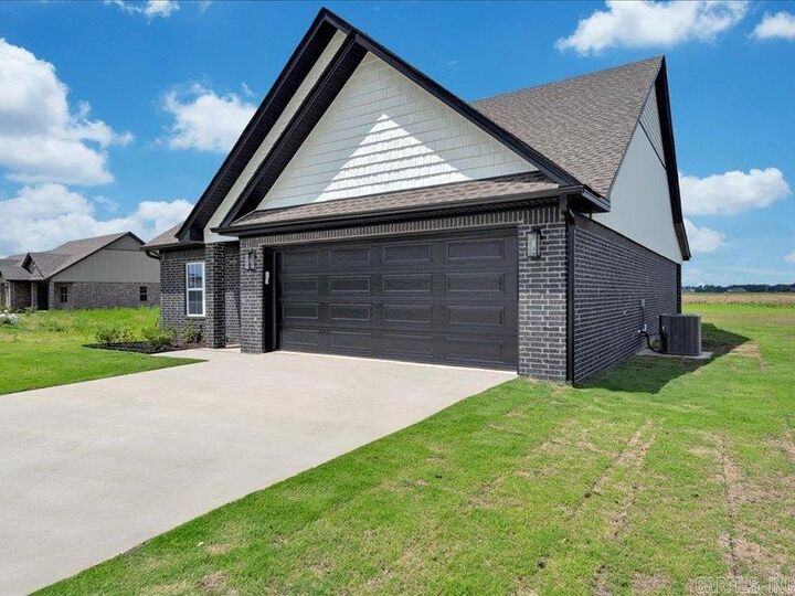 Property Photo:  185 Pintail Pointe  AR 72442 