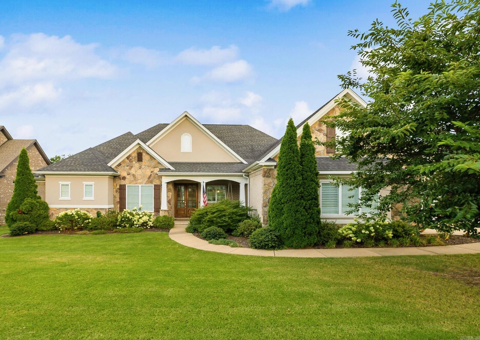 Property Photo: 7514 Shoreline Boulevard AR 72019