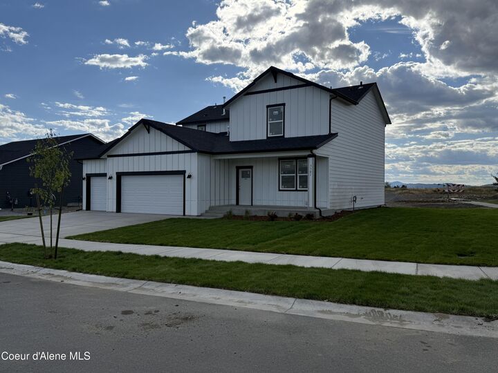 Property Photo:  3381 N Corvus St  ID 83854 