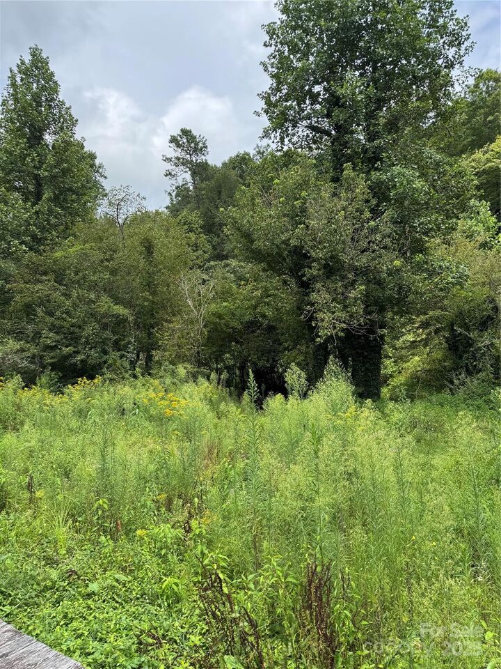 Property Photo: 4938 Nc 90 Highway NC 28611