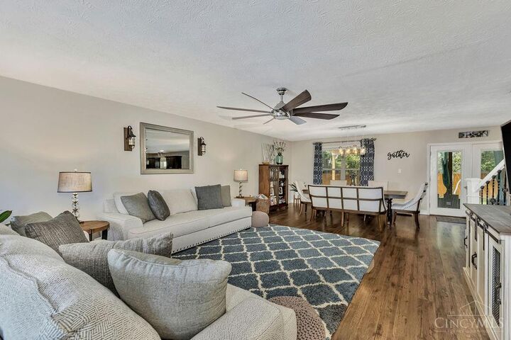 Property Photo: 5 Forest View Court OH 45050