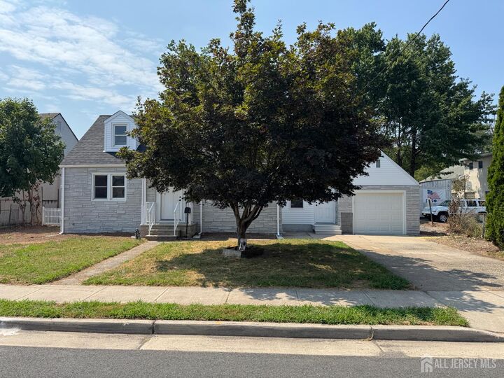 16 S 3rd Avenue  Manville NJ 08835 photo