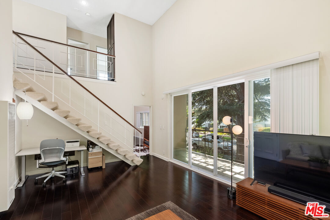 Property Photo: 1127 15th St CA 90403