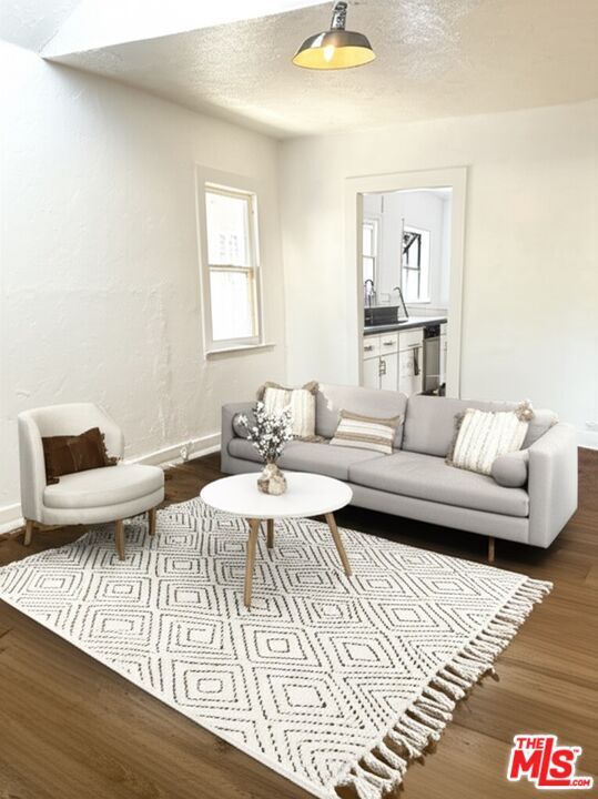 Property Photo:  1616 Mohawk St  CA 90026 