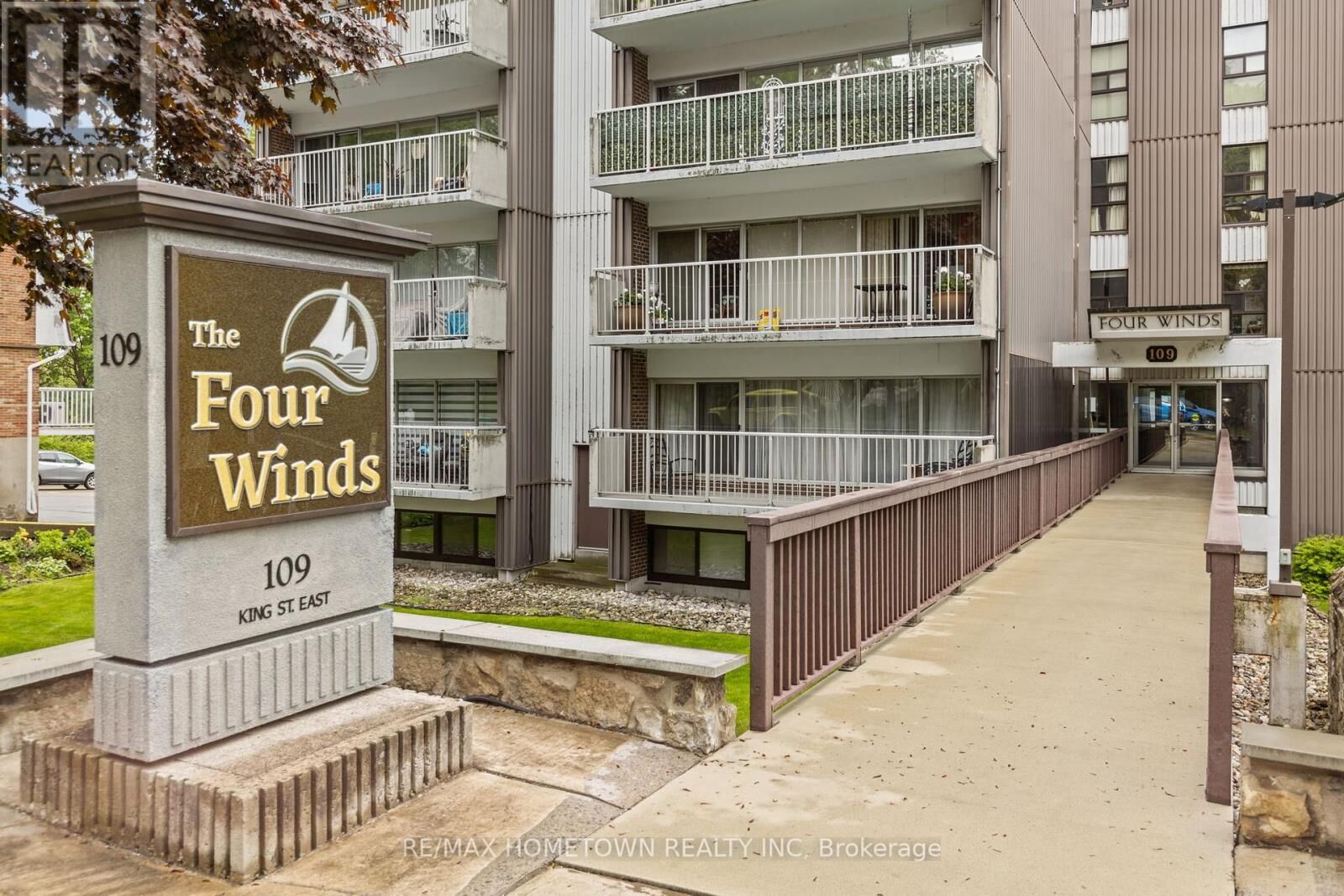 Property Photo: 109 King Street East 304 ON K6V 1B8