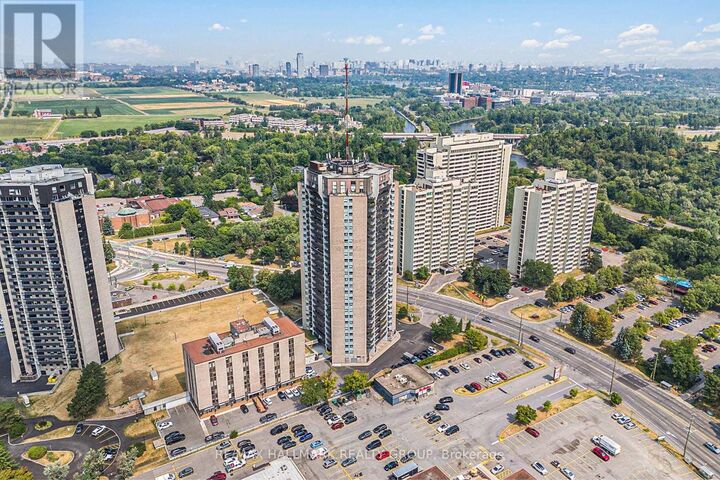 Property Photo: 1380 Prince Of Wales Drive Ph 7 ON K2C 3N5