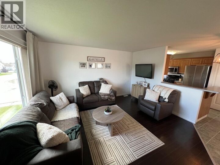 Photo de la propriété: 5201 Hallmark Crescent BC V0C 1R0