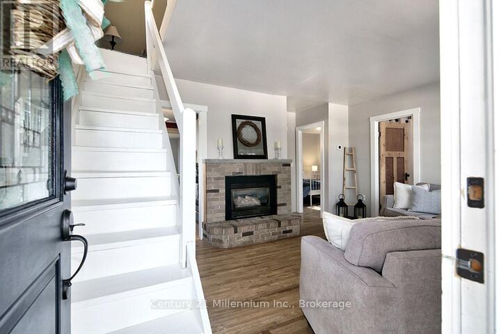 Property Photo:  66 Ninth Street  ON L9Y 2G2 