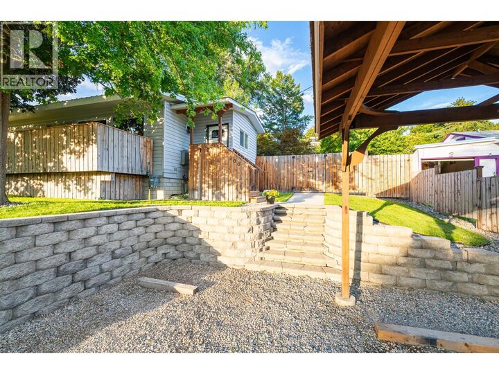 606 6th Avenue South  Creston BC V0B 1G3 photo