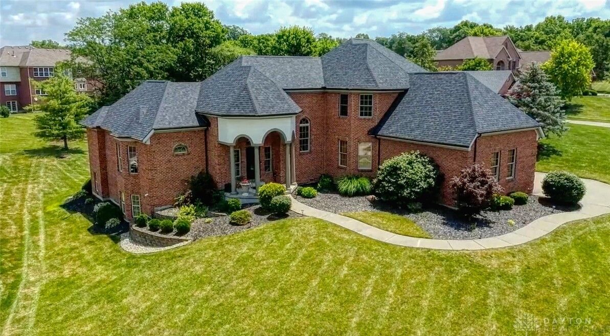 Property Photo: 7066 Hearthside Court OH 45011