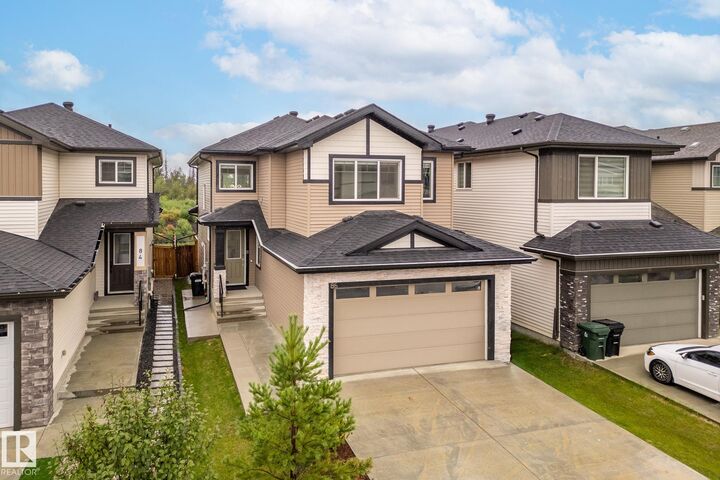 86 Meadowlink Common  Spruce Grove AB T7X 2X3 photo
